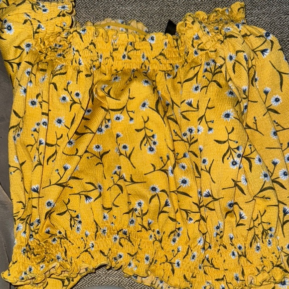 Divided Yellow Smocked Off-Shoulder Blouse - Picture 4 of 5